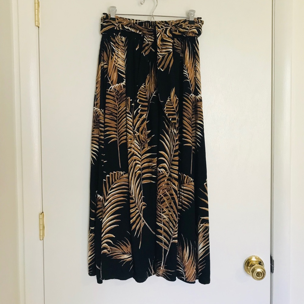 Like New H&M Palm Maxi Skirt Size SM